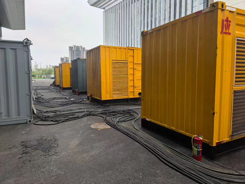 海原不同季节柴油发电机组保养有哪些注意事项？